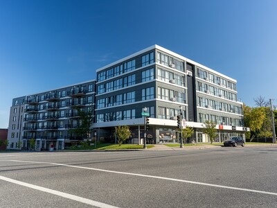 AM/FM – photo 1
