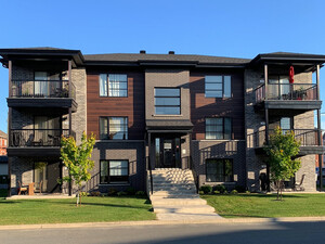 Chardonnay Condos  – photo 1