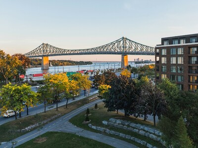 Jacques vue sur le pont Jacques Cartier