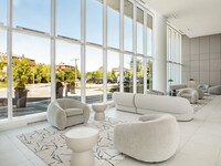 VIU Île des Soeurs lobby