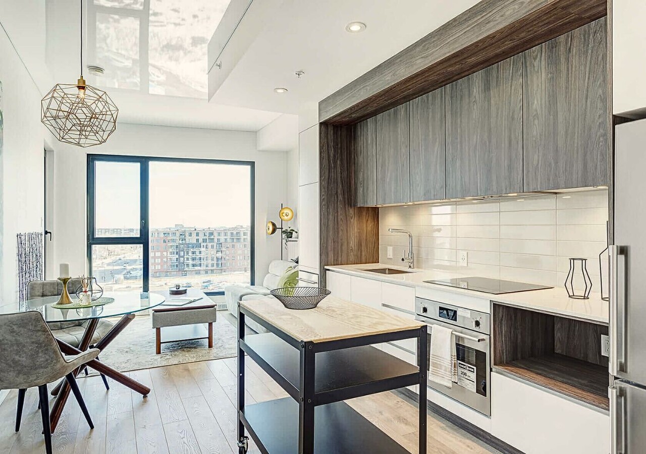 Aura sur le Square condos à Bois-Franc