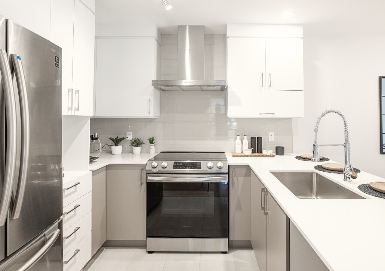 Axe St-Laurent 3 cuisine moderne