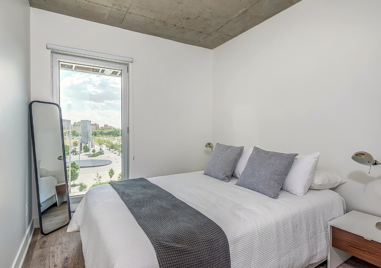 Milhaus Condos chambre