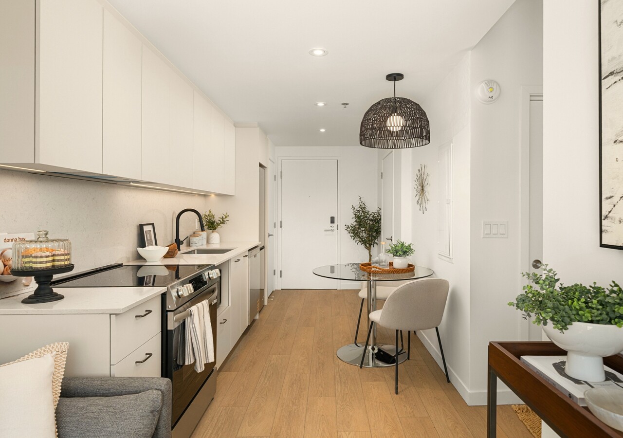 Joseph Condos studio