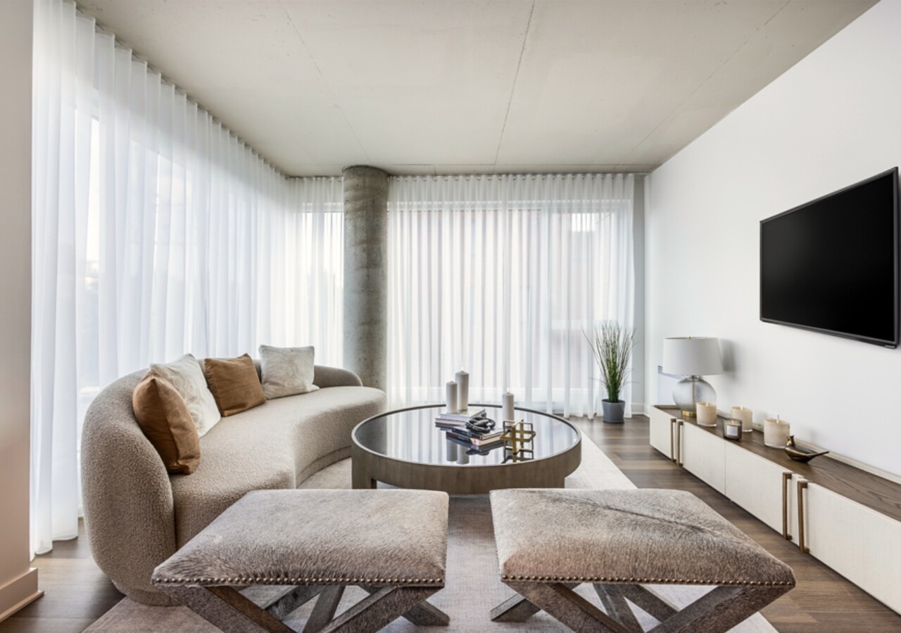 Carlyle condos living room