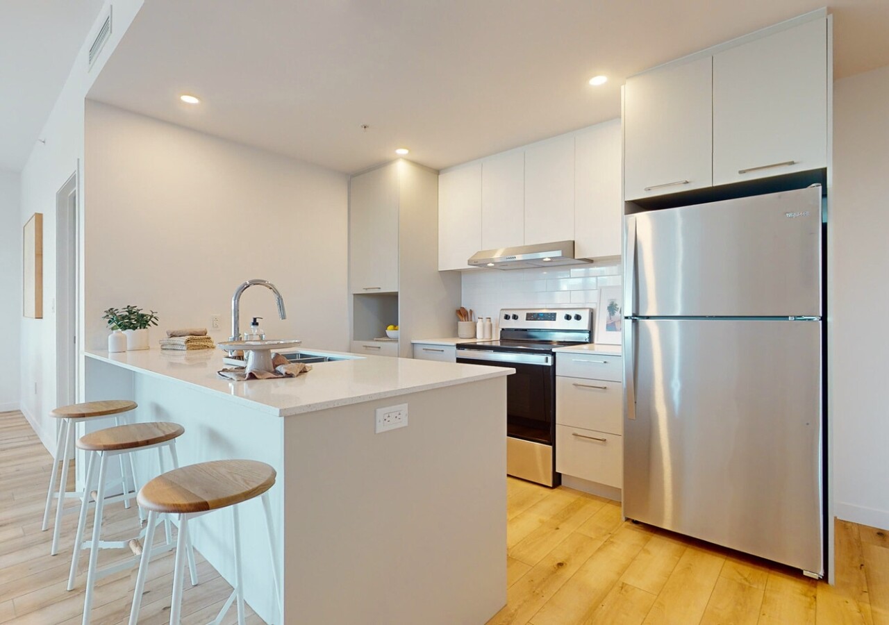 Le Novia modern kitchen