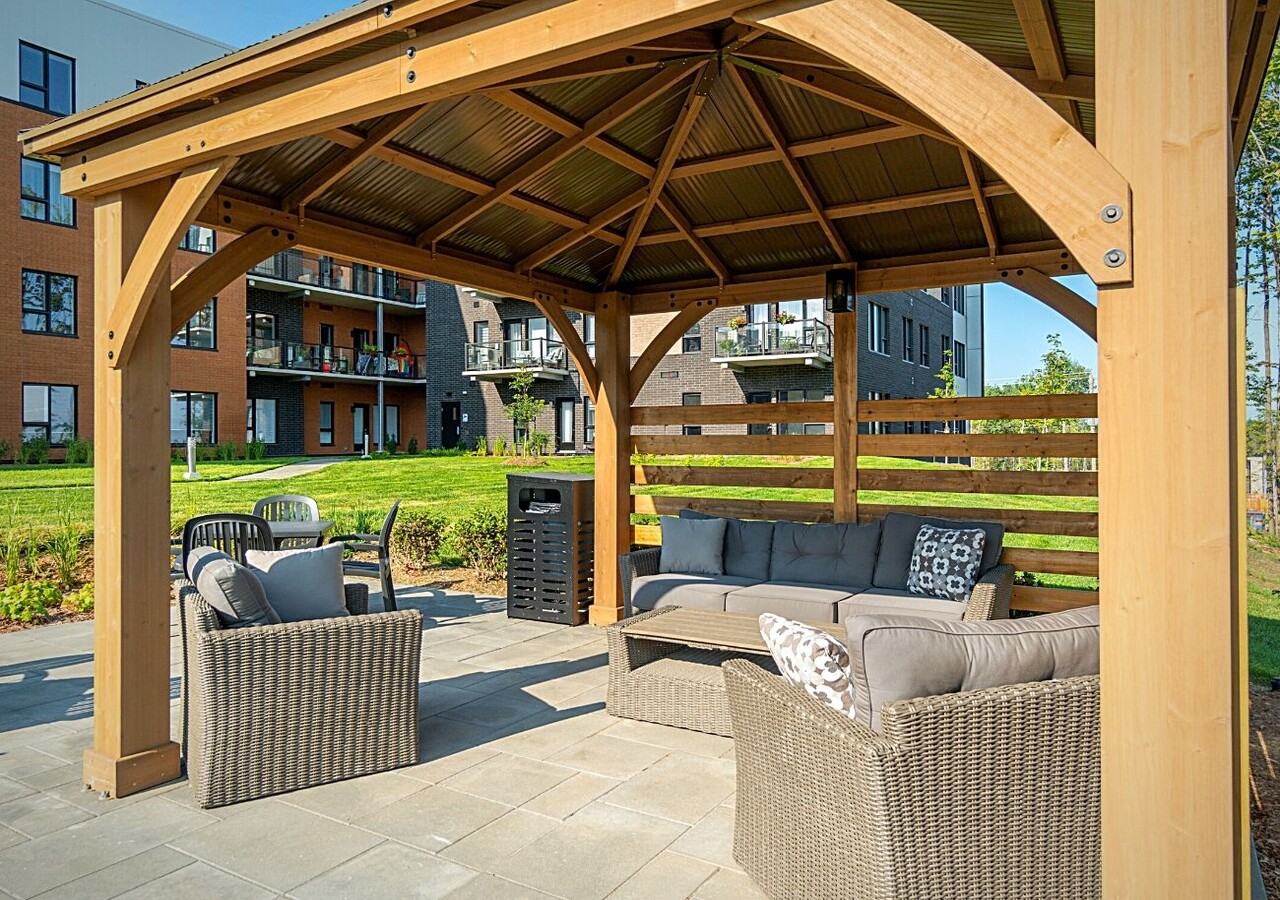 Le Vivo Sherbrooke terrasse extérieure