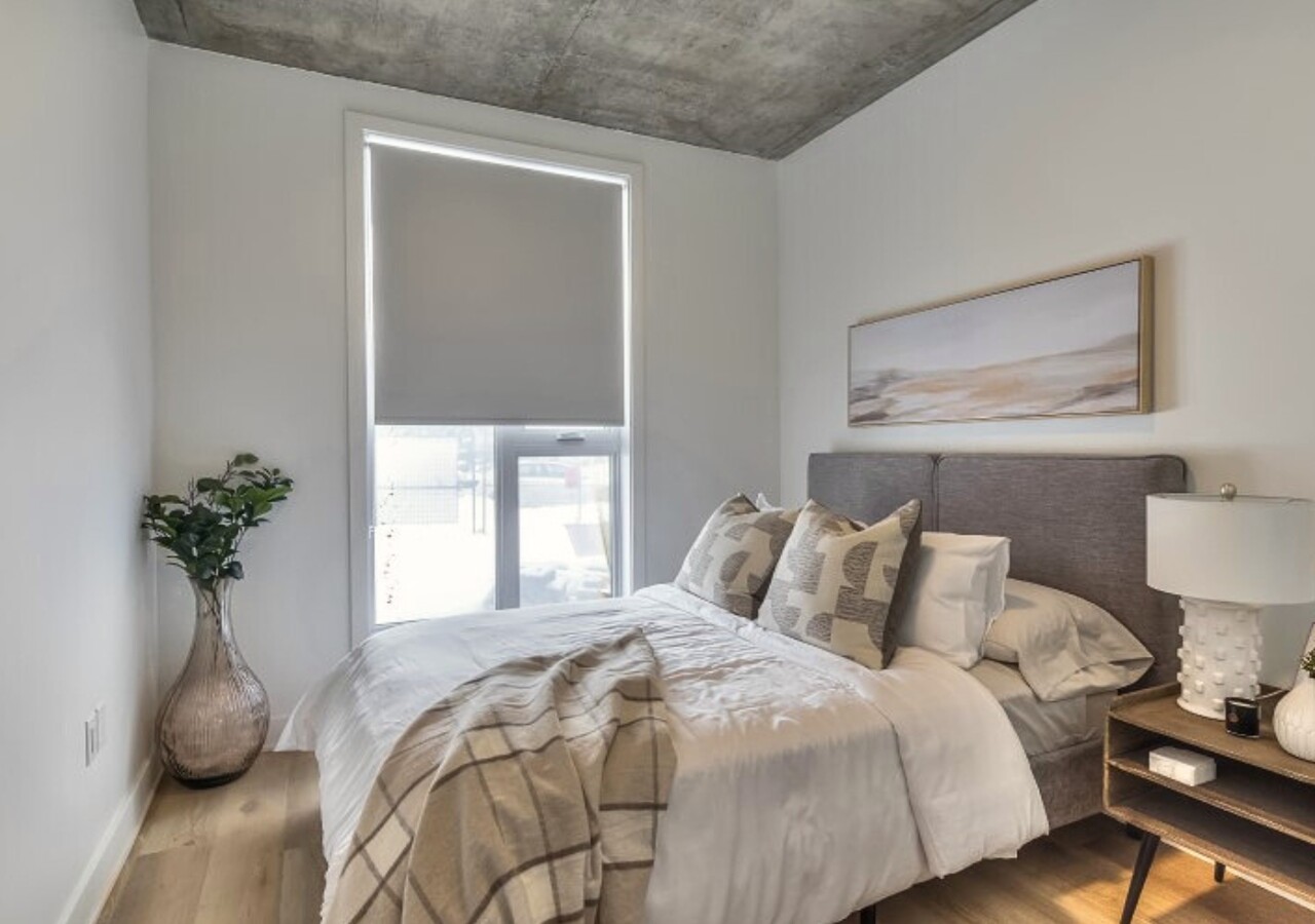 Leora bedroom