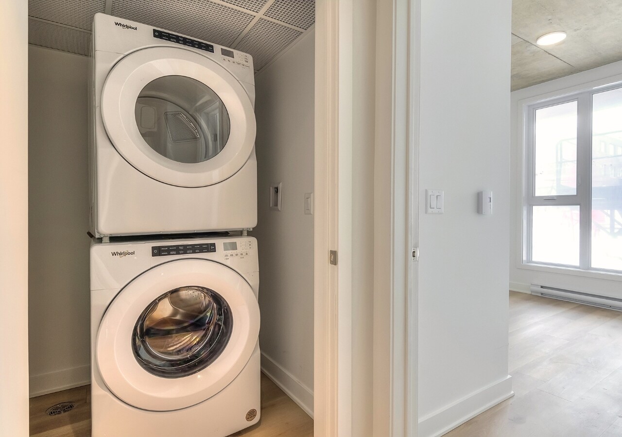 Leora condos washing machine