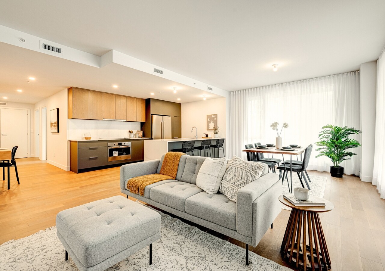 Marquise Phase VII 3 chambres condo lumineux