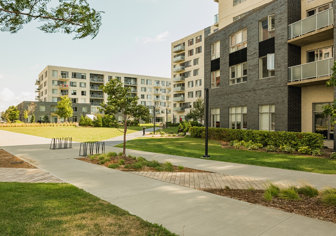 Monarc Harmoni bâtiment