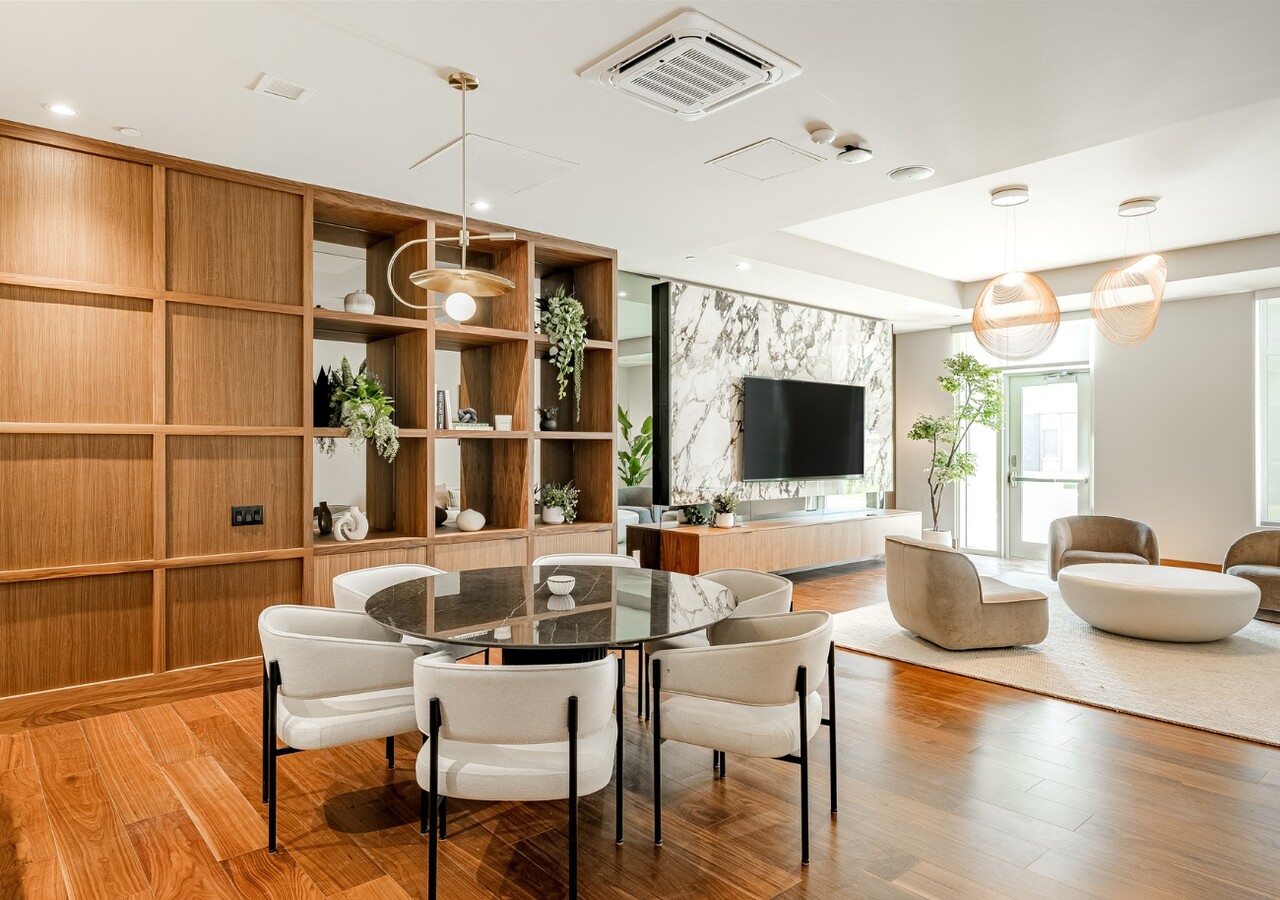 Monarc Sereniti lounge