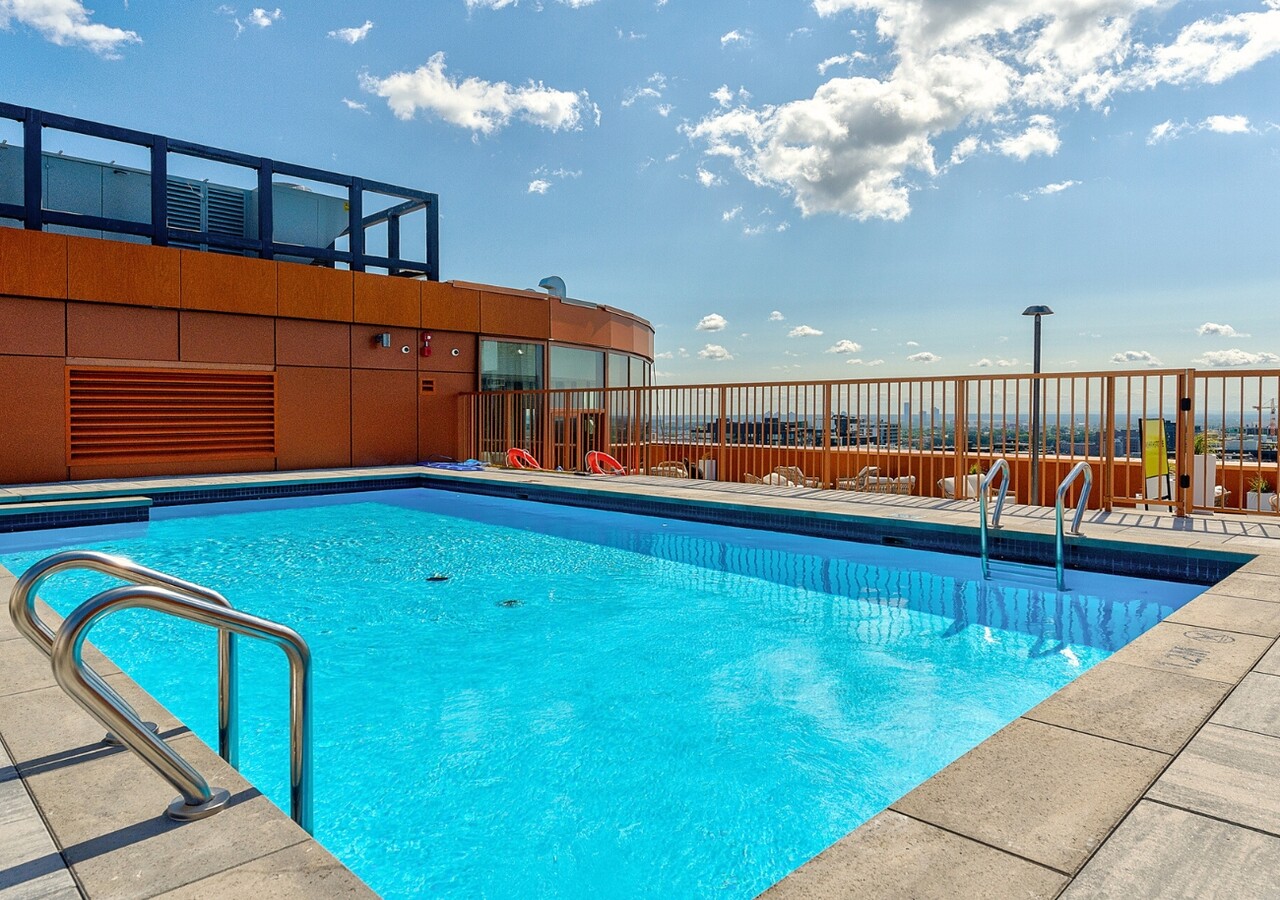 Odea Montréal piscine sur le toit