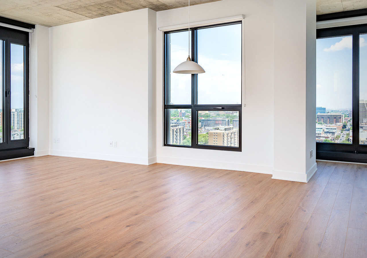 myriade  fenestration dans un condo