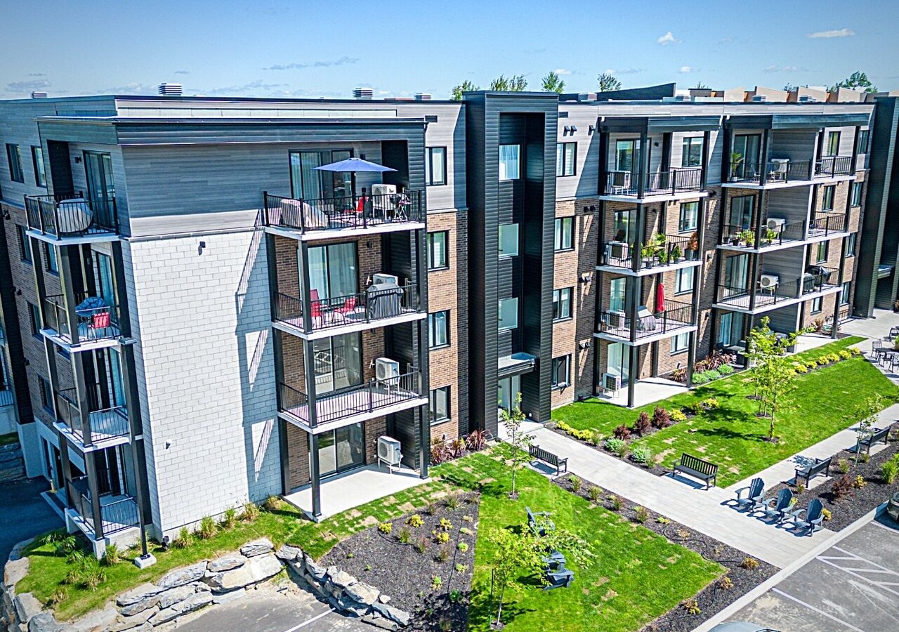 Novium sur le Plateau Sherbrooke bâtiment avec balcons