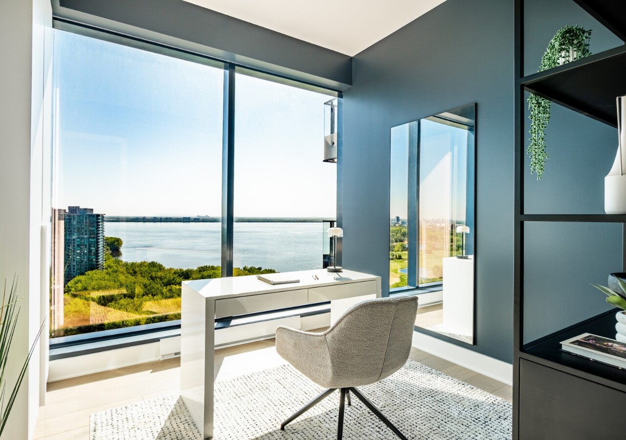 VIU Île des Soeurs bureau avec vue
