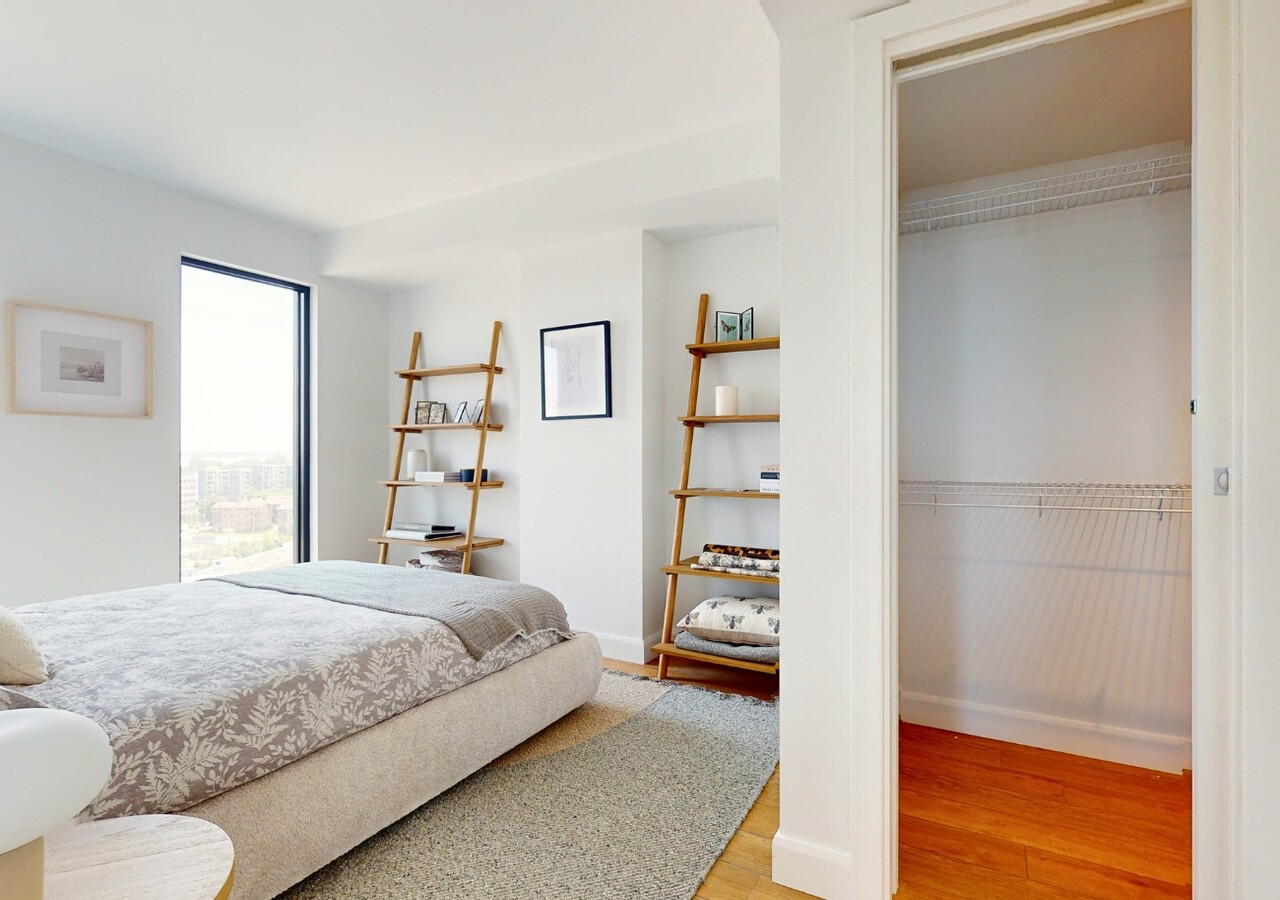 Le Westisle bedroom